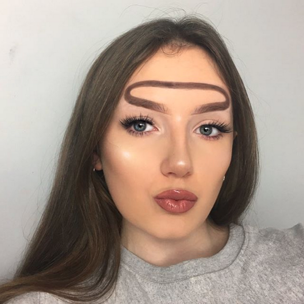 Sobrancelha aureola de anjo Sobrancelha aureola de anjo
